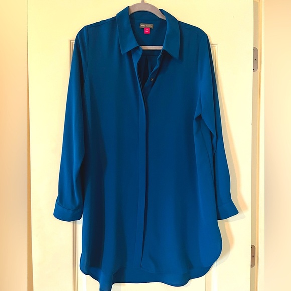 Vince Camuto Tops - Vince Camuto Rich Teal Tunic Style Blouse Women’s Size Medium
